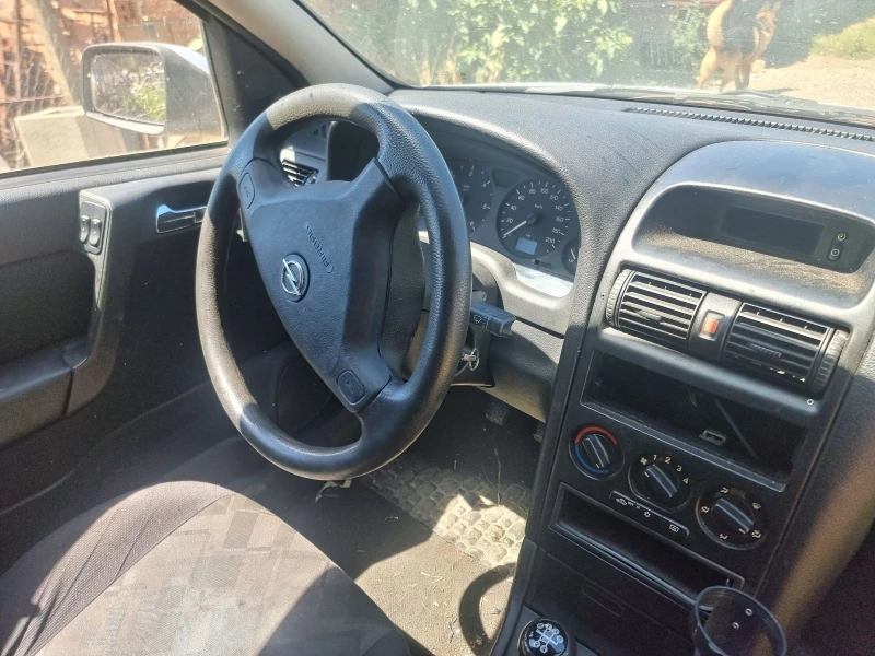 Opel Astra, снимка 5 - Автомобили и джипове - 47223891