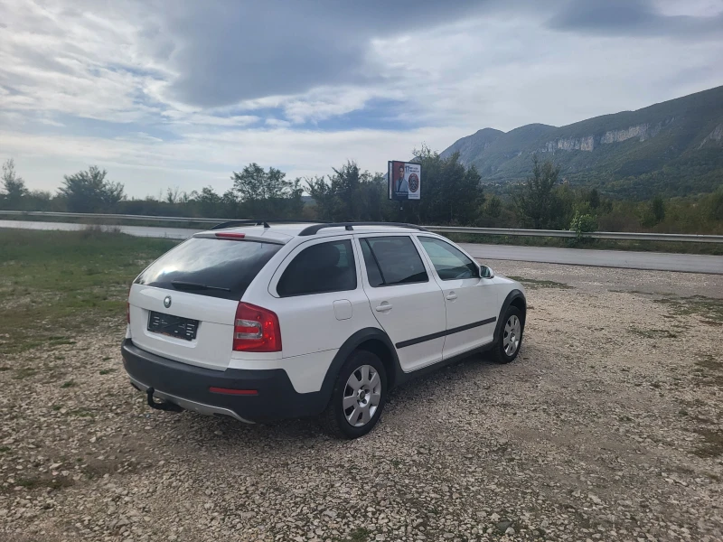 Skoda Octavia 2.0TDi Scout, снимка 5 - Автомобили и джипове - 47458421