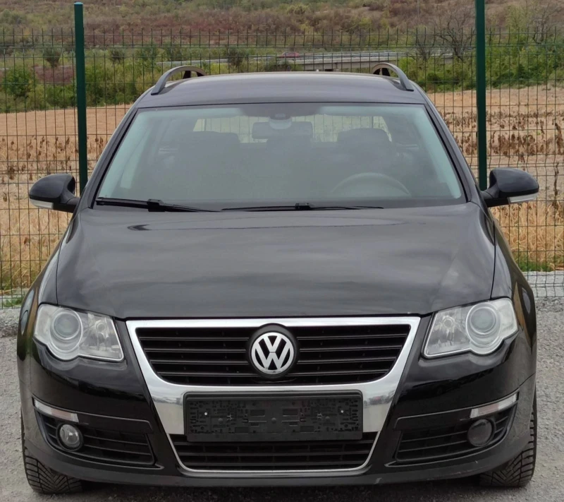 VW Passat 1.6TDI* 105к.с* FACELIFT* NAVI* , снимка 8 - Автомобили и джипове - 47466795