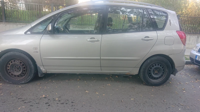 Toyota Corolla verso Corolla Verso, снимка 4 - Автомобили и джипове - 47826783