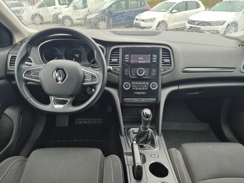 Renault Megane 1.5 dci, снимка 6 - Автомобили и джипове - 47983782