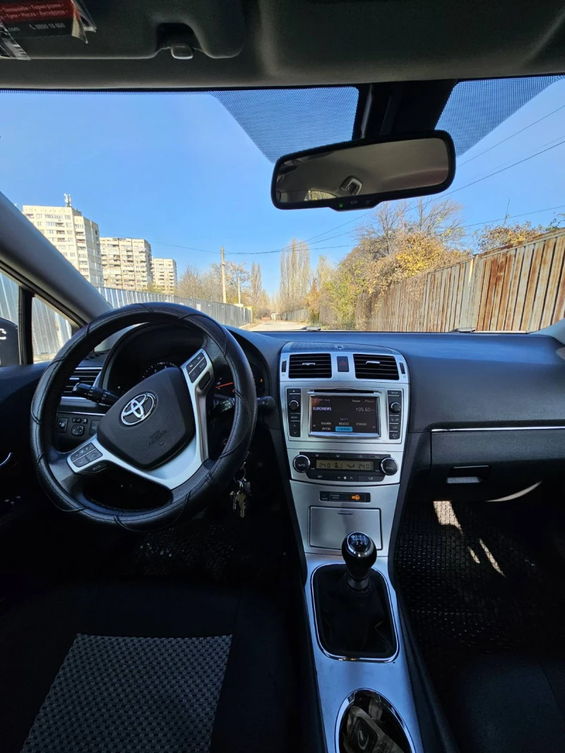 Toyota Avensis, снимка 8 - Автомобили и джипове - 47999360