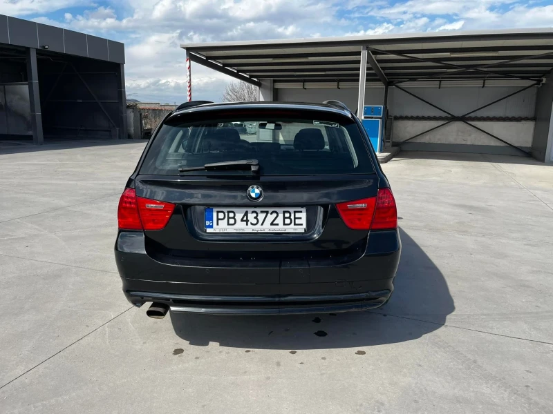 BMW 320, снимка 4 - Автомобили и джипове - 49561812