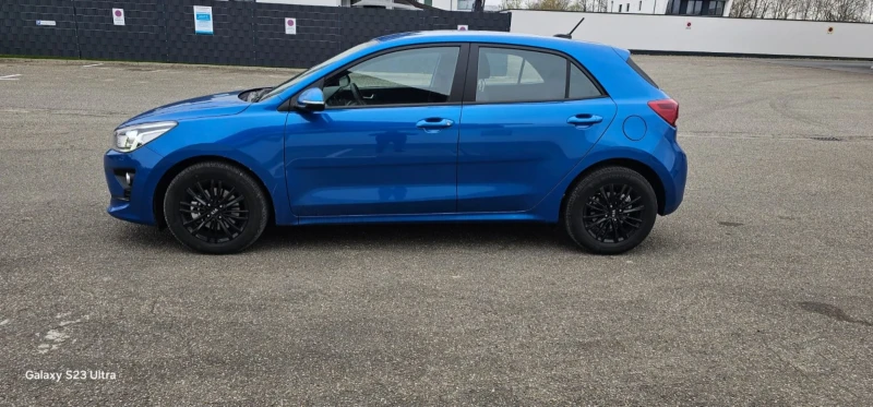 Kia Rio, снимка 2 - Автомобили и джипове - 52374505