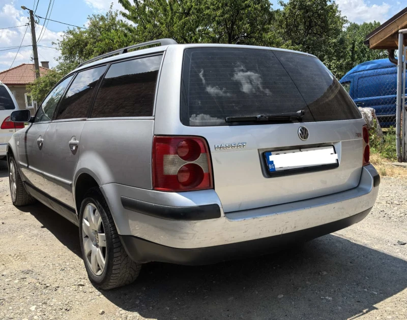 VW Passat, снимка 5 - Автомобили и джипове - 52638968