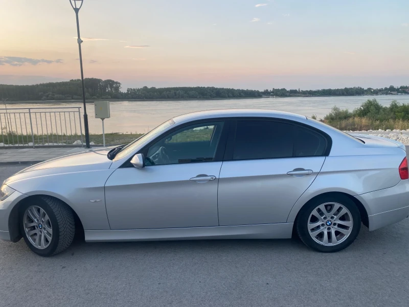 BMW 318 E90, снимка 15 - Автомобили и джипове - 52923888
