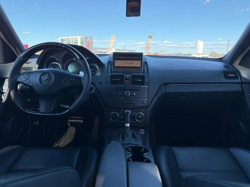 Mercedes-Benz C 63 AMG, снимка 9 - Автомобили и джипове - 52441597