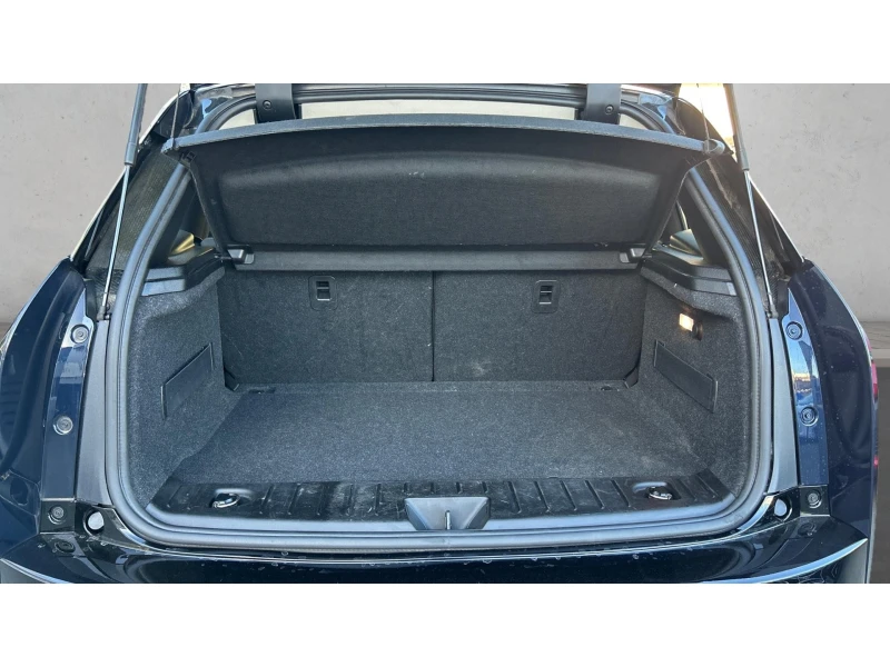 BMW i3 120 Ah Термопомпа, Месечна вноска от 555 лв., снимка 10 - Автомобили и джипове - 51835821