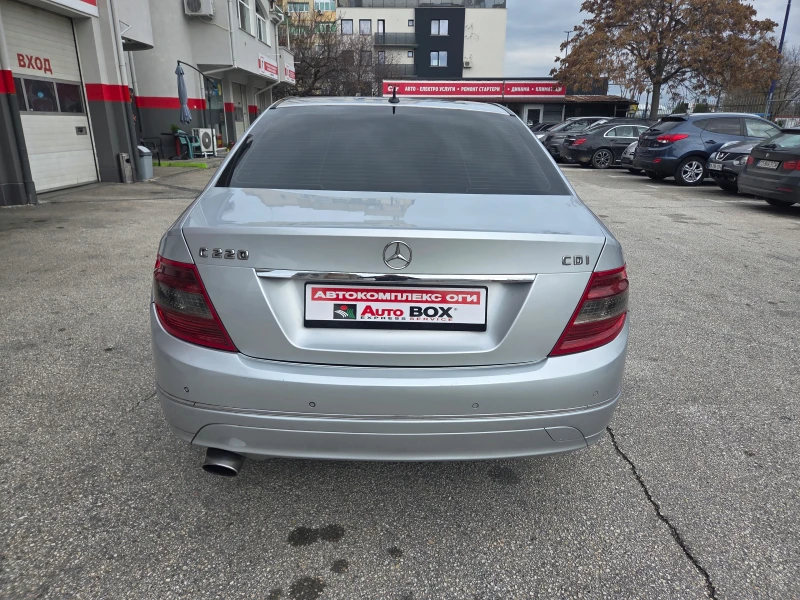 Mercedes-Benz C 220 CDI-Avantgarde, снимка 4 - Автомобили и джипове - 52159601