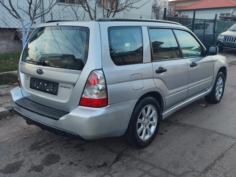 Subaru Forester 2.0i-158kc-4X4-АВТОМАТ-НАВИГАЦИЯ-ЕВРО4, снимка 4 - Автомобили и джипове - 52832813