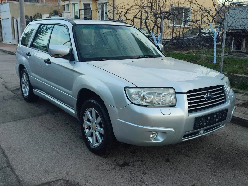 Subaru Forester 2.0i-158kc-4X4-АВТОМАТ-НАВИГАЦИЯ-ЕВРО4, снимка 3 - Автомобили и джипове - 52832813