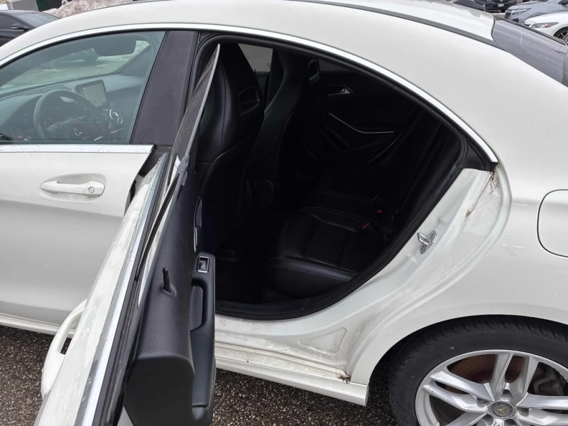 Mercedes-Benz CLA * 250 * CARFAX * ЦЕНА ДО БГ, снимка 12 - Автомобили и джипове - 53163352