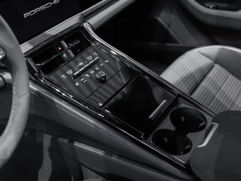 Porsche Panamera GTS* SPORT DESIGN* ПАНО* BOSE* HUD* ГАРАНЦИЯ, снимка 13 - Автомобили и джипове - 53169547