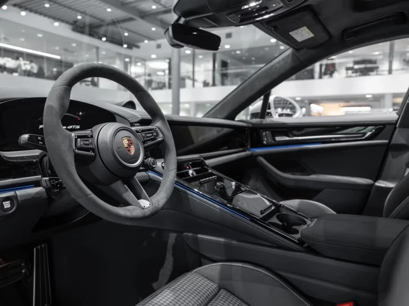 Porsche Panamera GTS* SPORT DESIGN* ПАНО* BOSE* HUD* ГАРАНЦИЯ, снимка 12 - Автомобили и джипове - 53169547