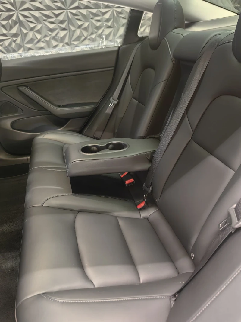 Tesla Model 3 LONG RANGE* DUAL MOTOR* AWD* FULL* ПЕРФЕКТНА* , снимка 6 - Автомобили и джипове - 53233665