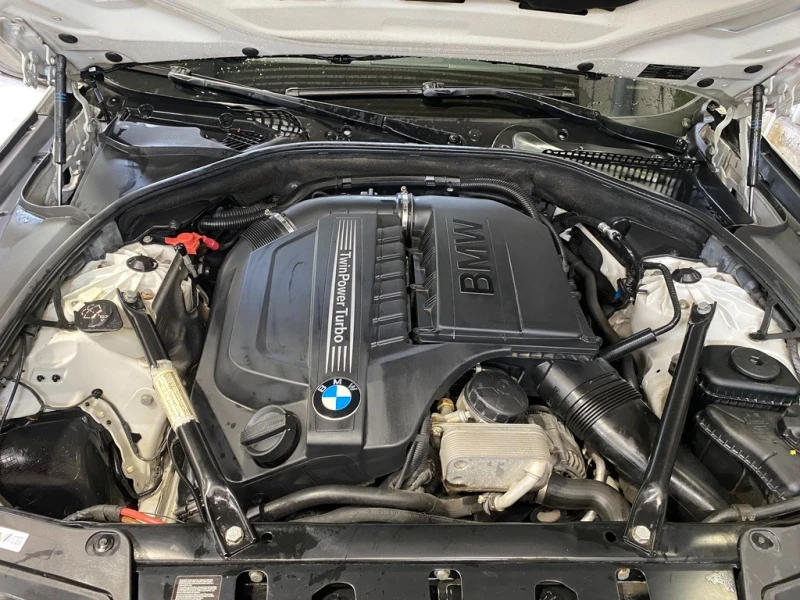 BMW 535 535i xDrive AWD * Carfax* * Клип на двигателя* , снимка 14 - Автомобили и джипове - 53263567