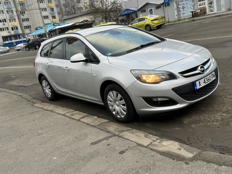 Opel Astra, снимка 4 - Автомобили и джипове - 53516353