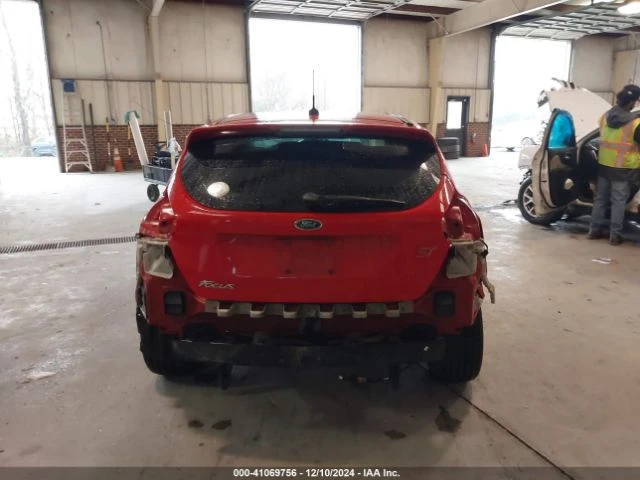 Ford Focus ST, снимка 17 - Автомобили и джипове - 48614913