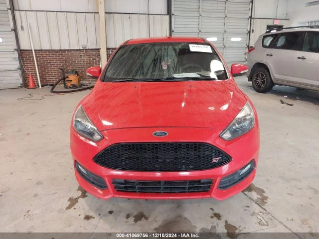 Ford Focus ST, снимка 13 - Автомобили и джипове - 48614913