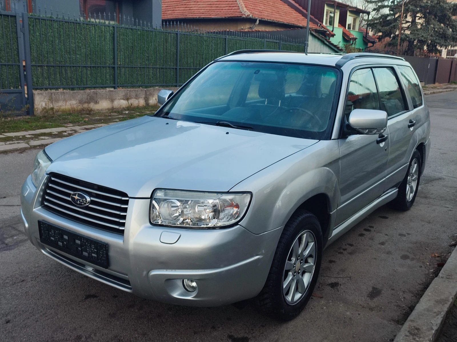 Subaru Forester 2.0i-158kc-4X4-АВТОМАТ-НАВИГАЦИЯ-ЕВРО4, снимка 1