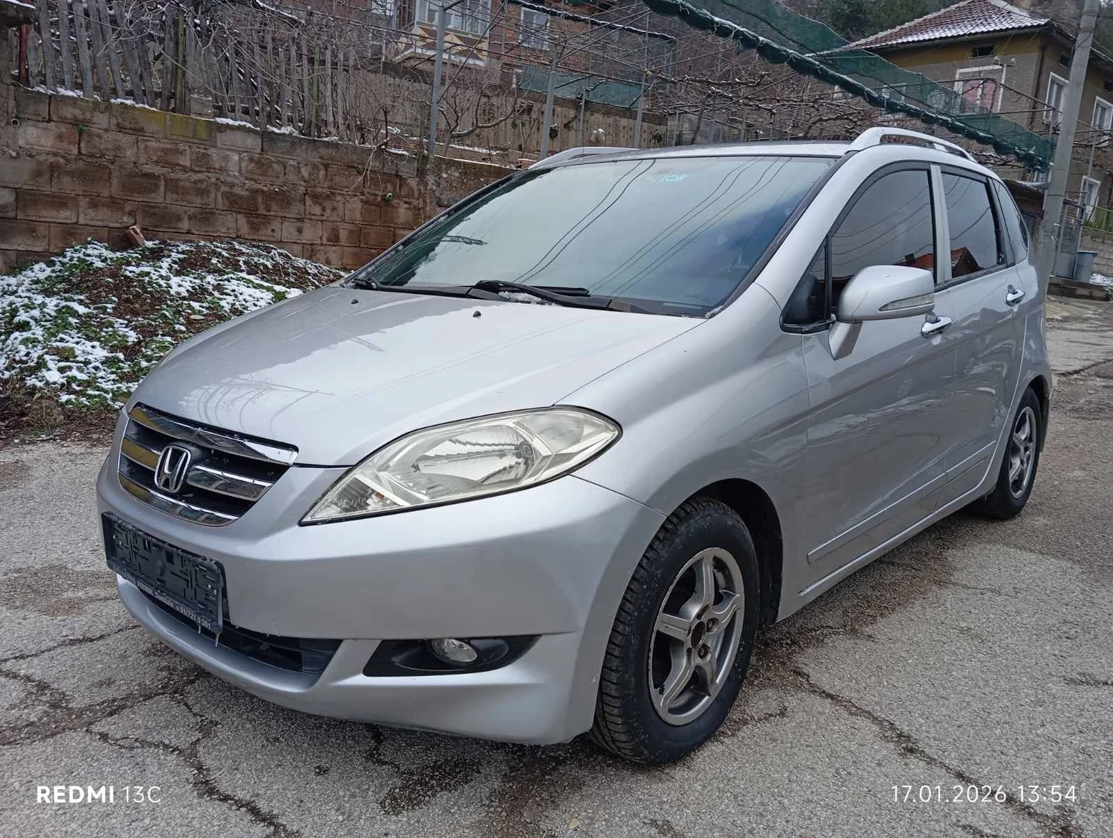 Honda Fr-v 1.7i.Газов инжекцион.., снимка 1
