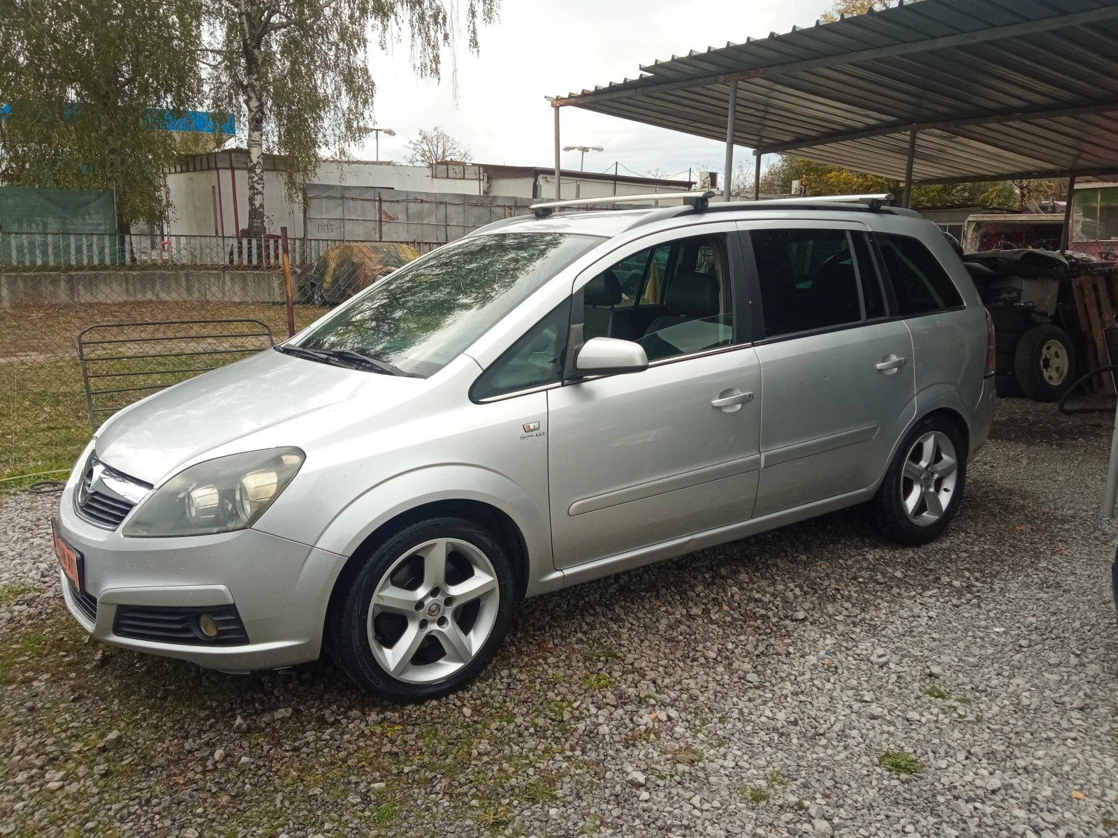 Opel Zafira 1.9jtd/120ks/7mesta - изображение 4