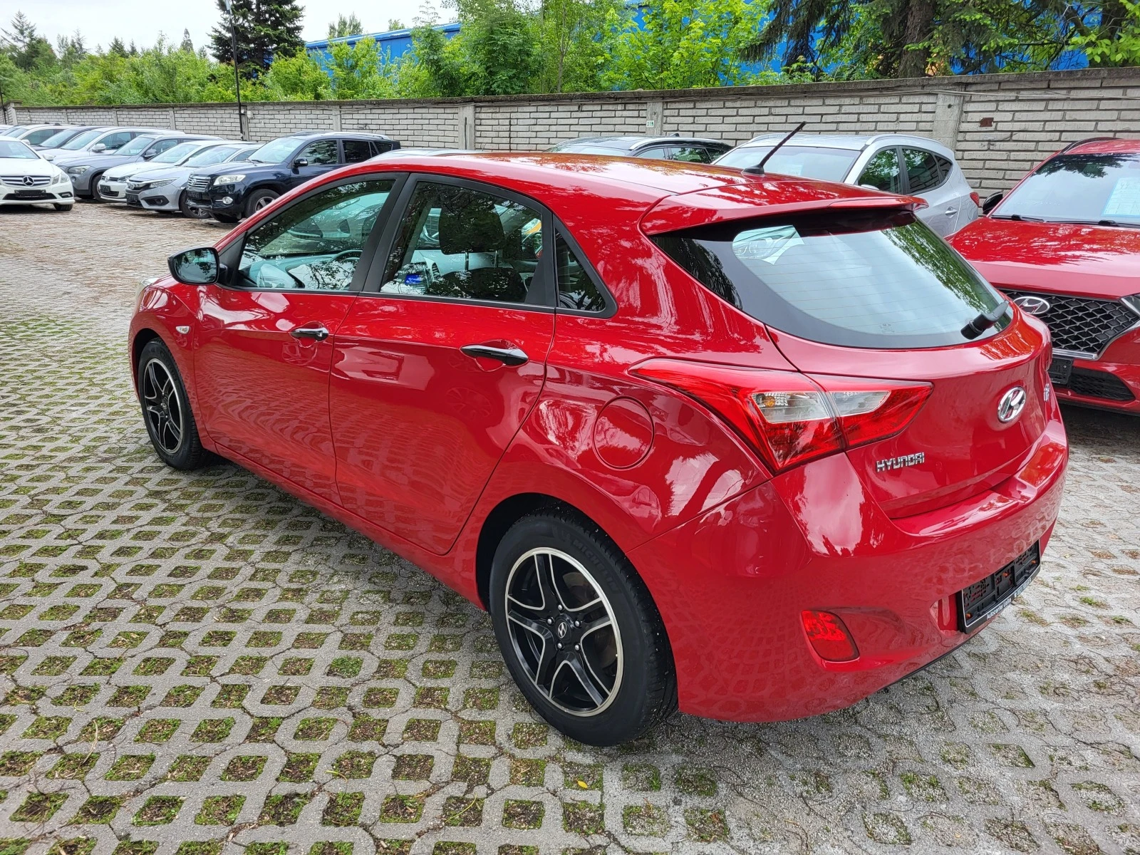 Hyundai I30 1.4i - изображение 5