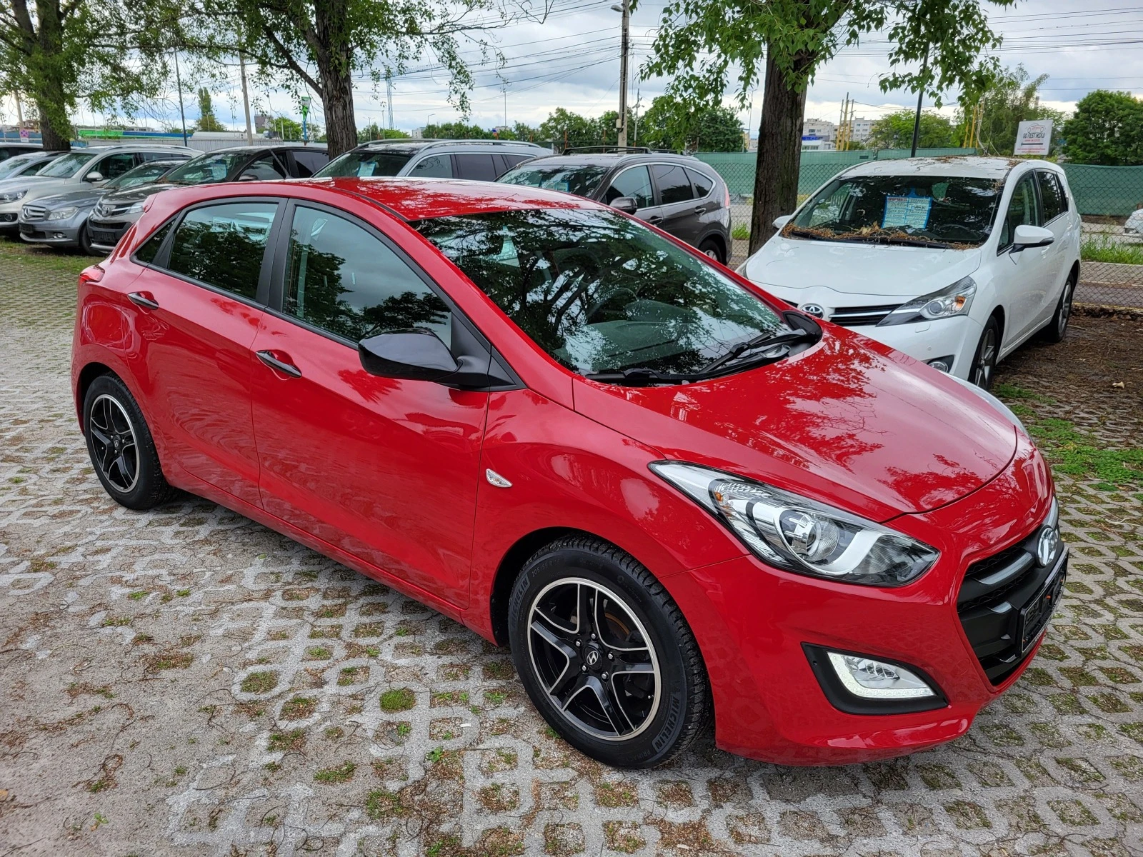 Hyundai I30 1.4i - изображение 3