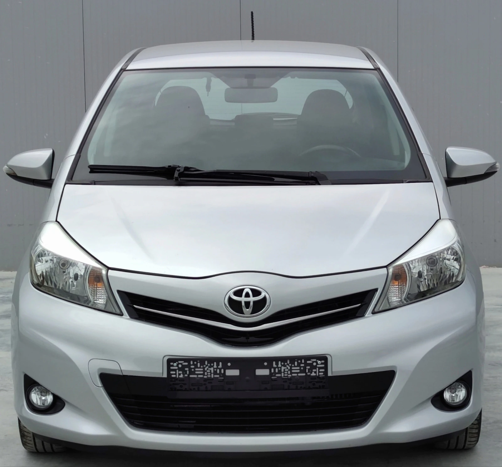 Toyota Yaris 1.4D4D* 90к.с* NAVI*  - изображение 2