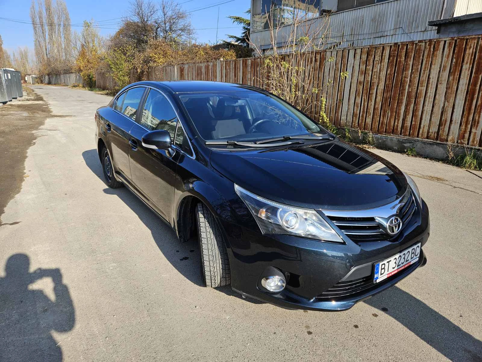 Toyota Avensis  - изображение 3