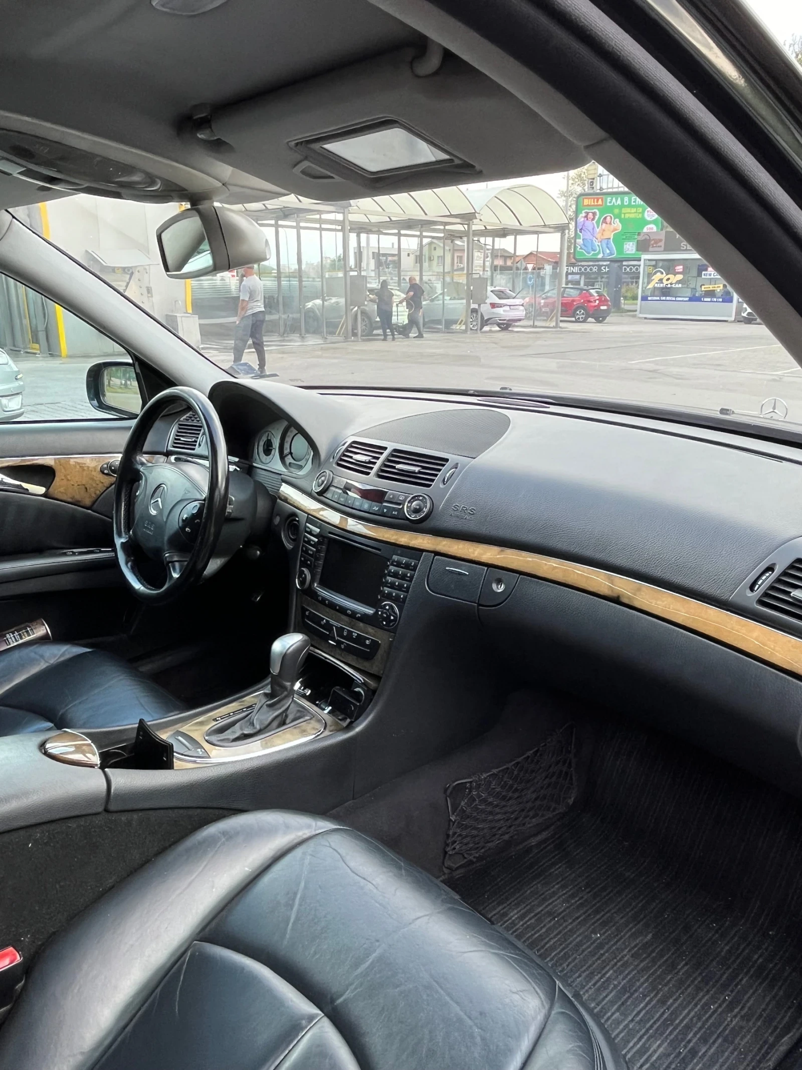 Mercedes-Benz E 320  - изображение 6
