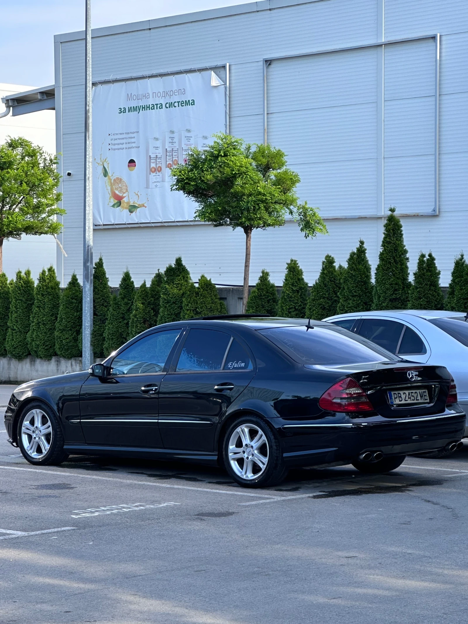 Mercedes-Benz E 320  - изображение 2