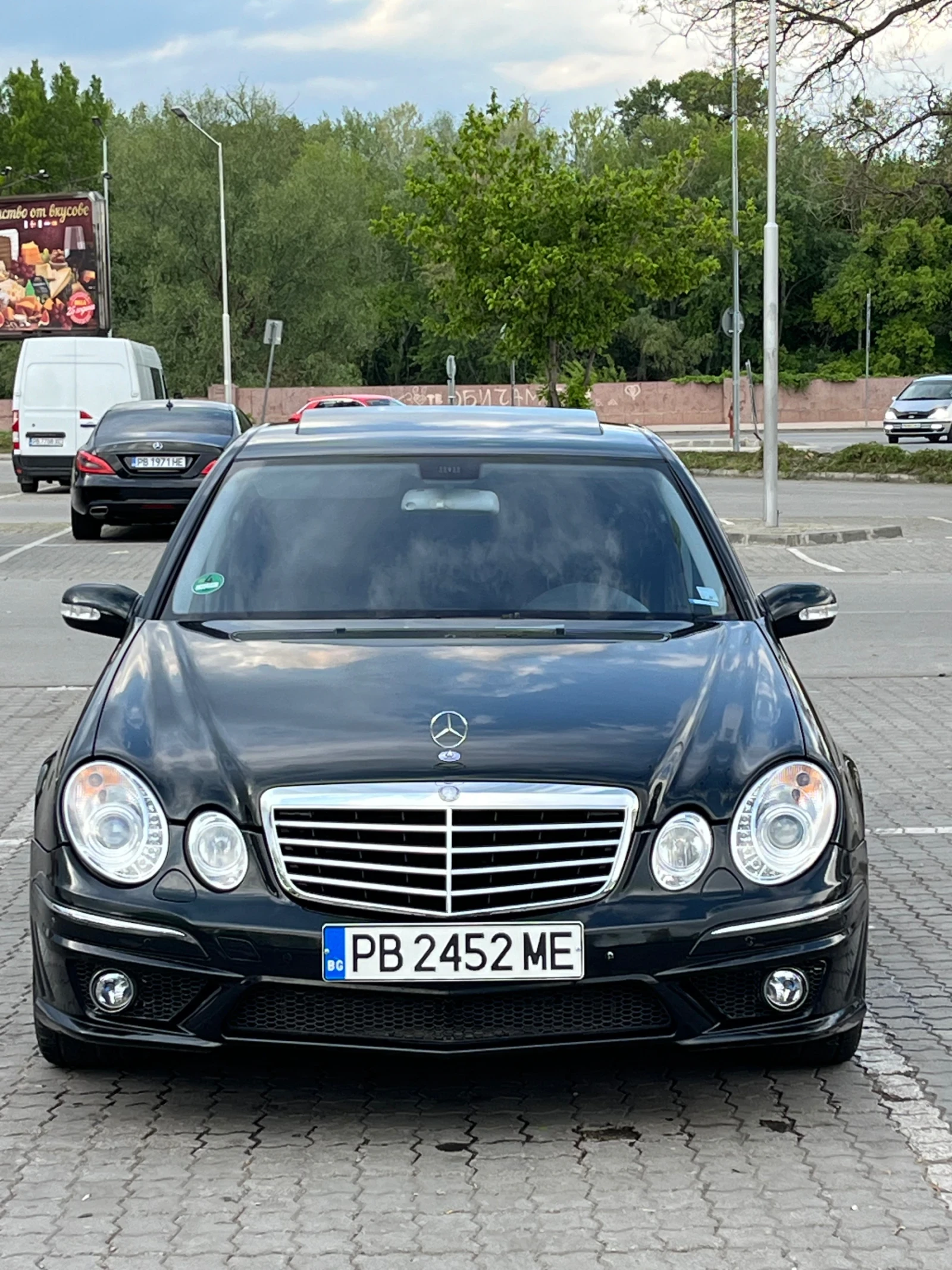 Mercedes-Benz E 320  - изображение 4