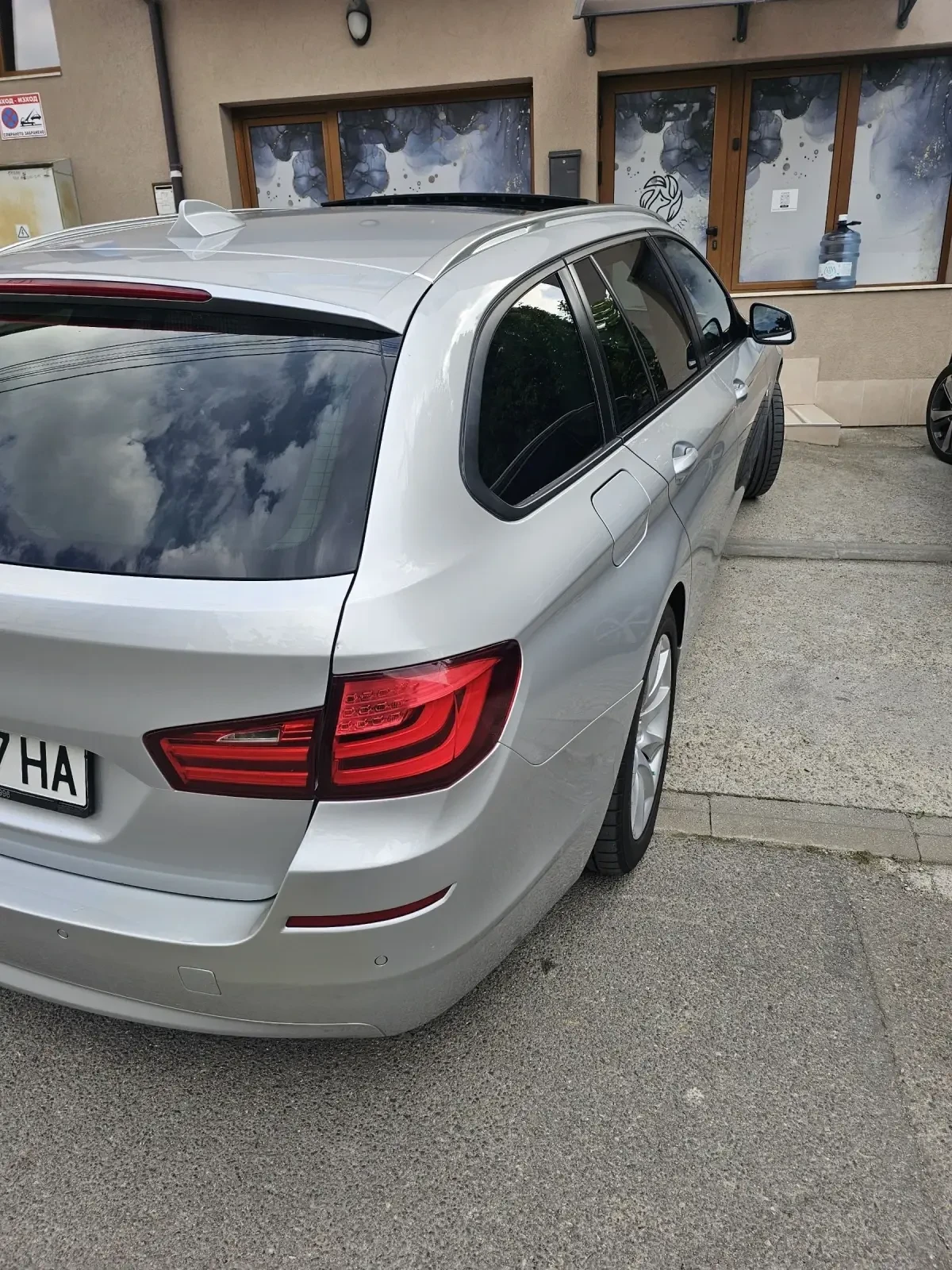 BMW 520 F11 - изображение 4