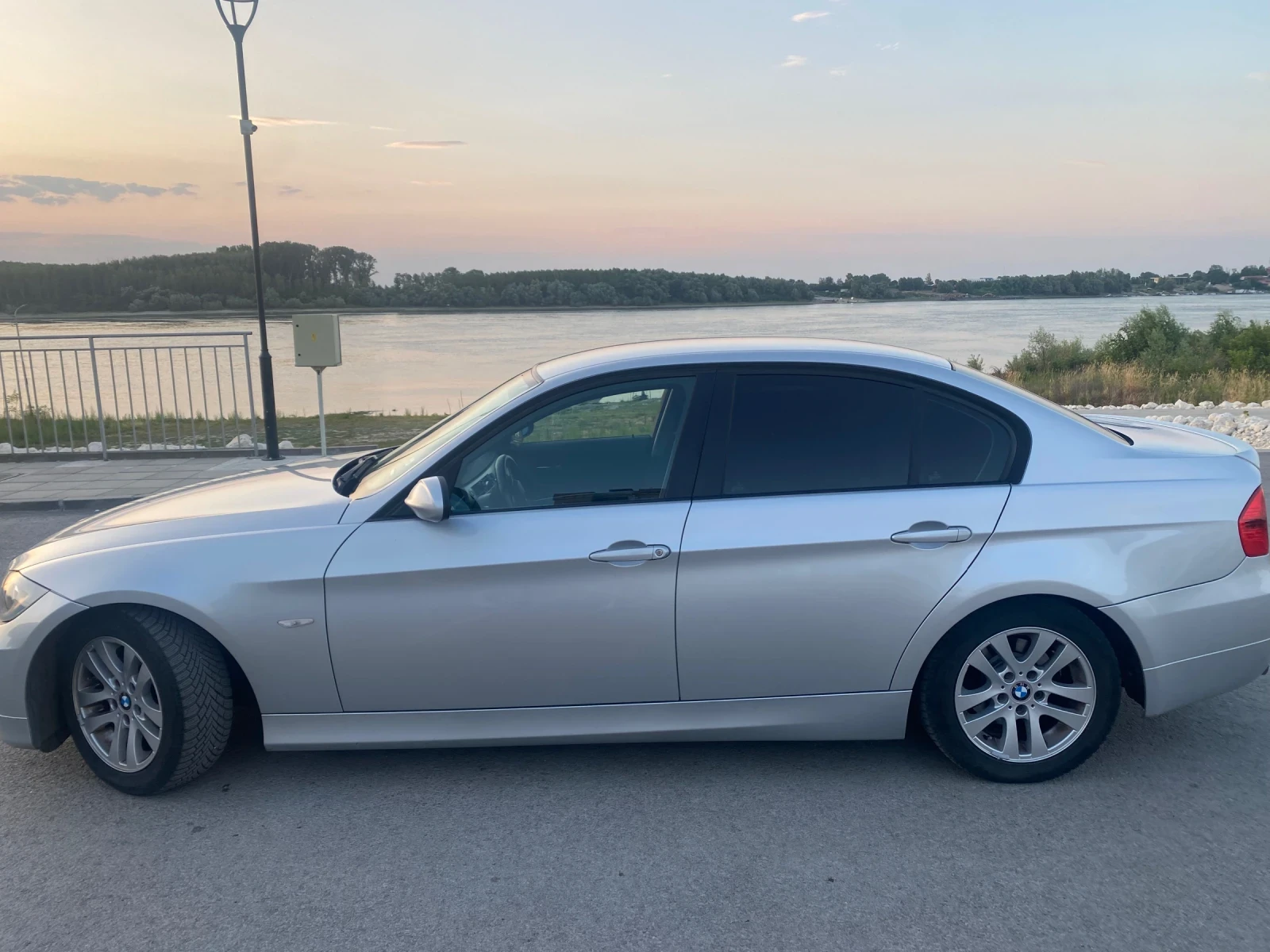 BMW 318 E90 | Mobile.bg — изображение 14