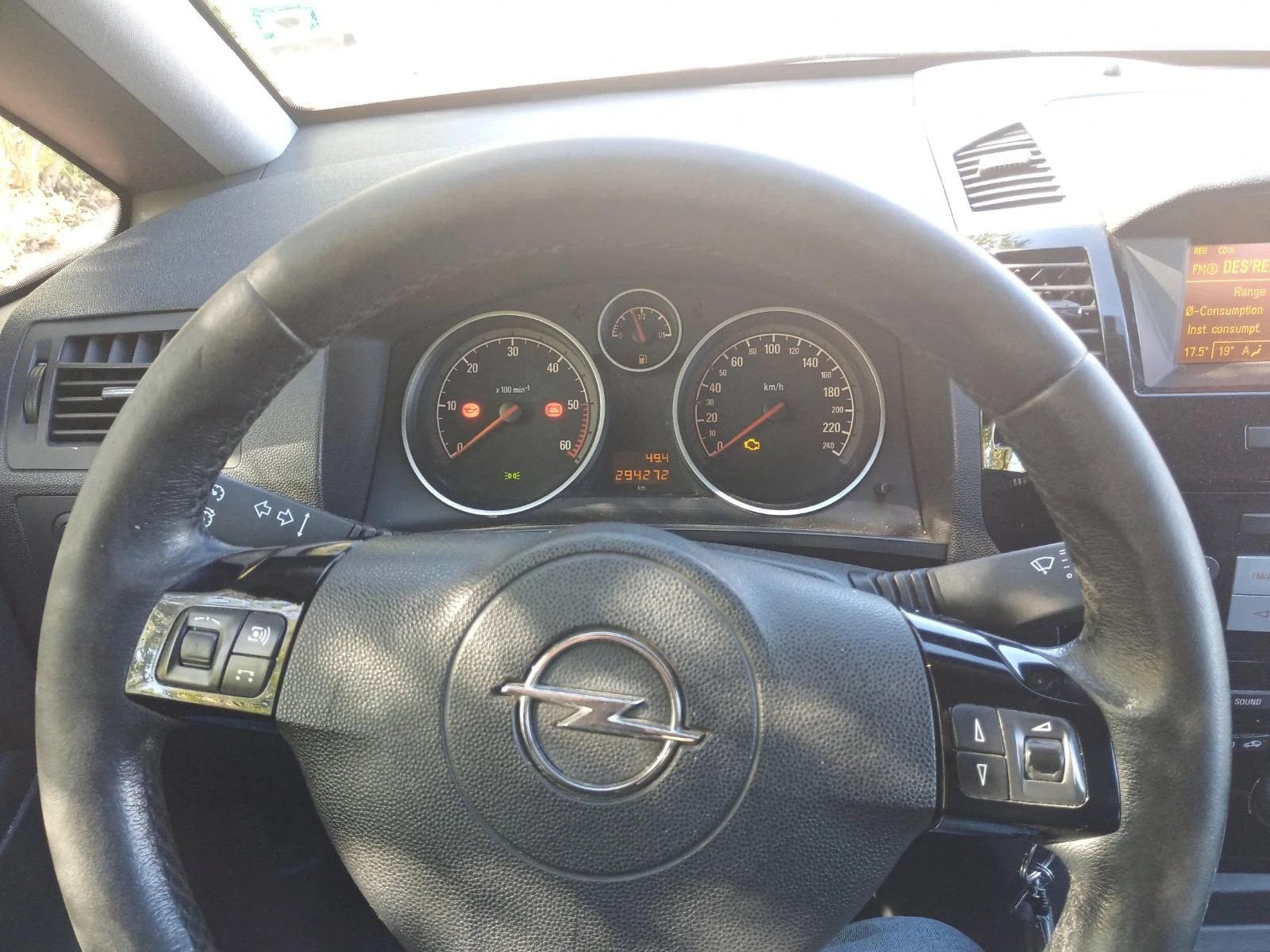 Opel Zafira A17DTR - изображение 4