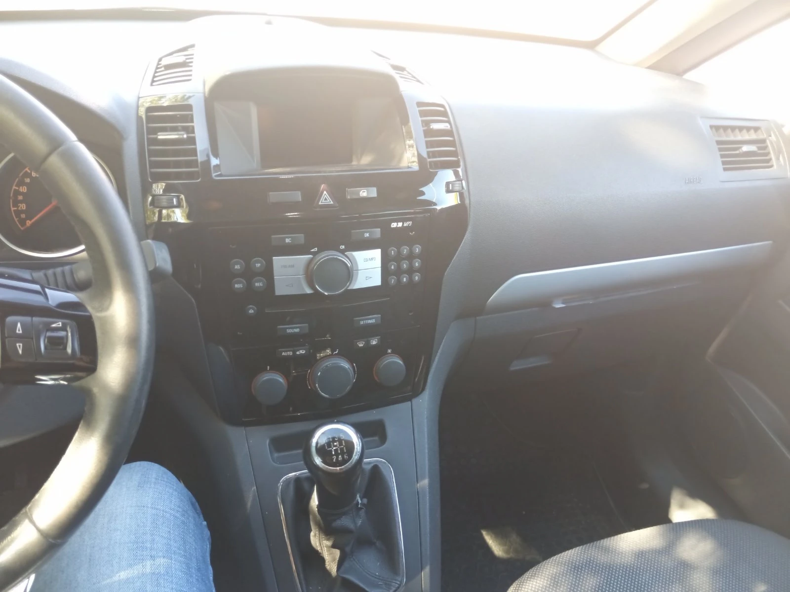 Opel Zafira A17DTR - изображение 5