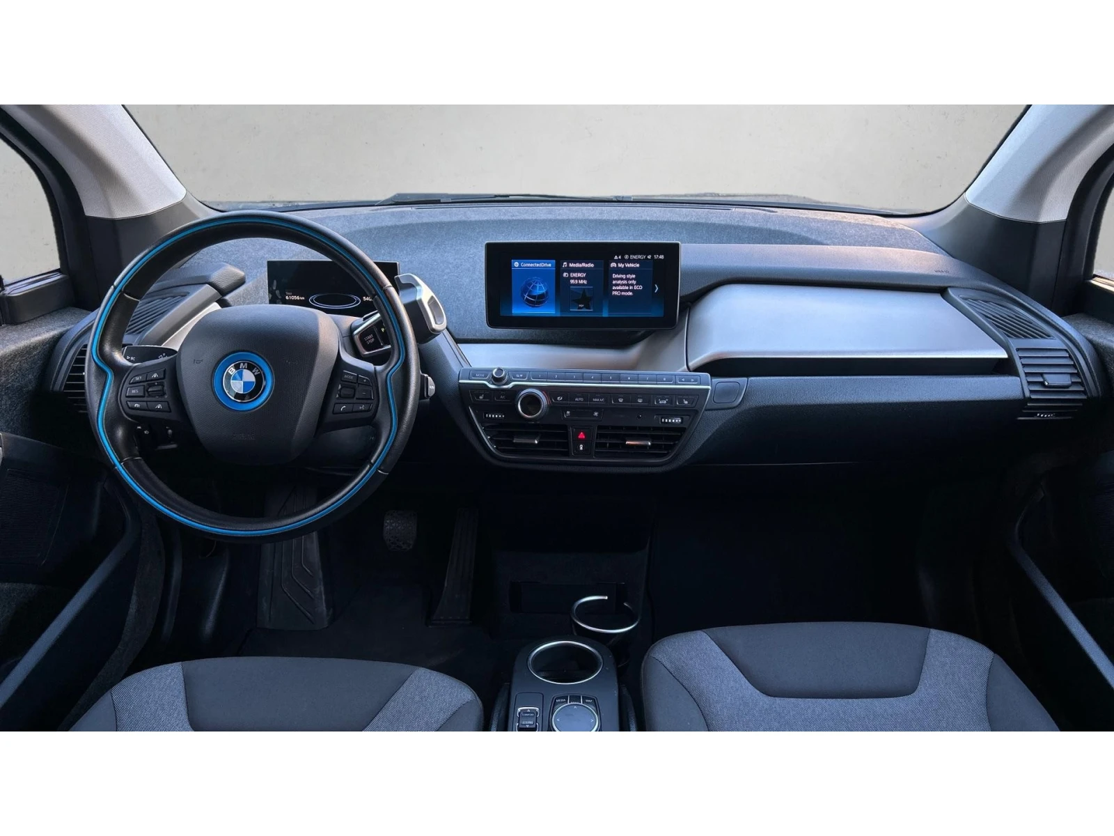BMW i3 120 Ah Термопомпа, Месечна вноска от 555 лв. - изображение 8