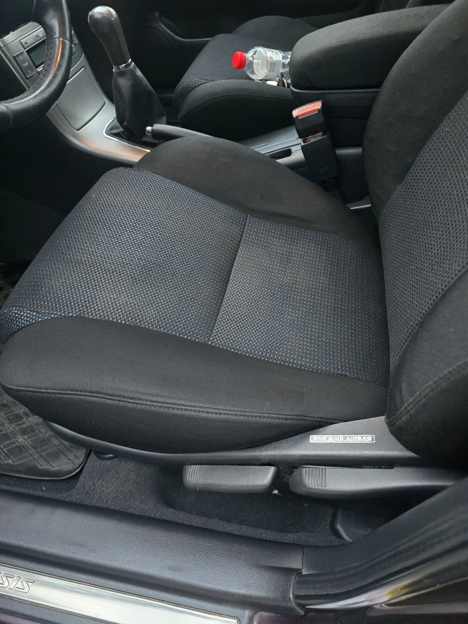 Toyota Avensis  - изображение 9
