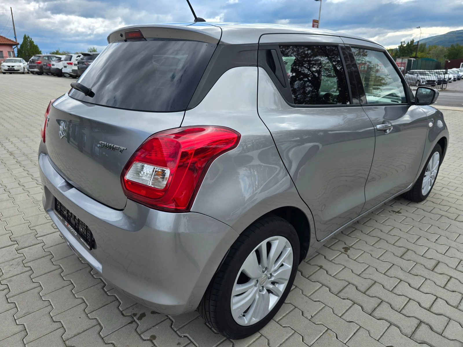 Suzuki Swift 1.2 Бензин, Камера, Нави, Подгрев! - изображение 3