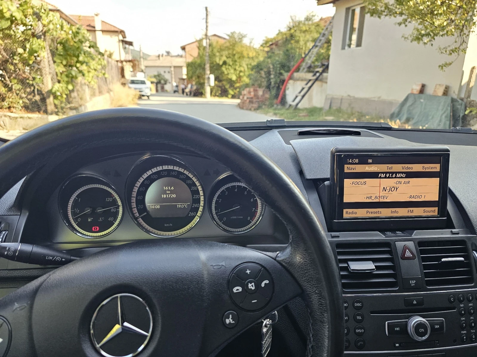 Mercedes-Benz C 180 | Mobile.bg — изображение 11