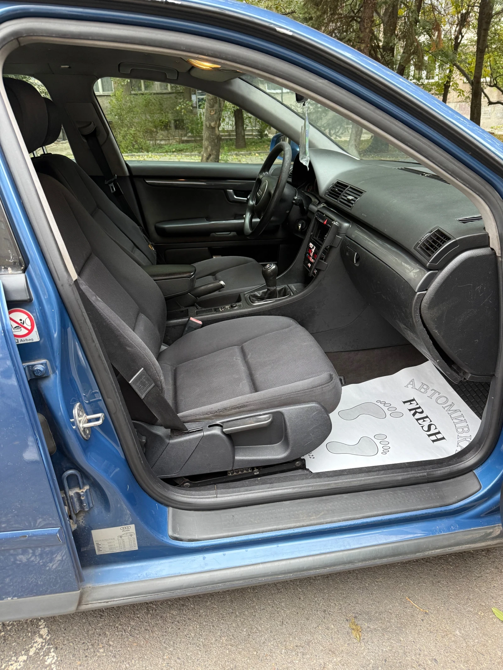 Audi A4 1.9 - изображение 8