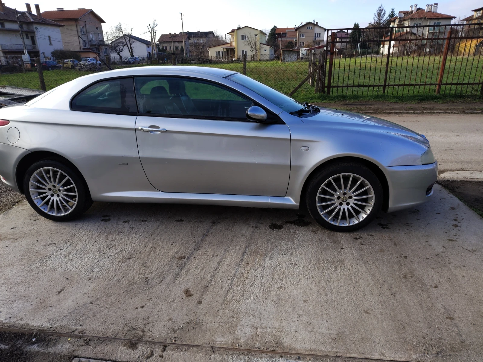 Alfa Romeo Gt 1.9gtd - изображение 6