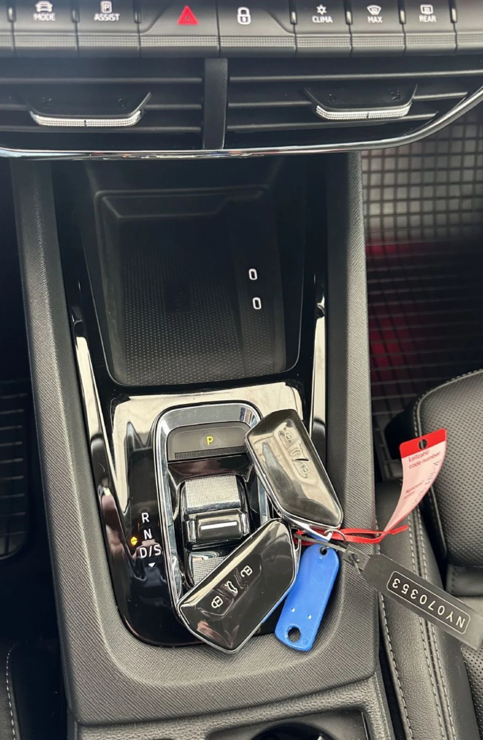 Skoda Octavia 1.4 TSI PHEV.PLUG-IN HYBRID.DSG.NAVI.LED - изображение 8