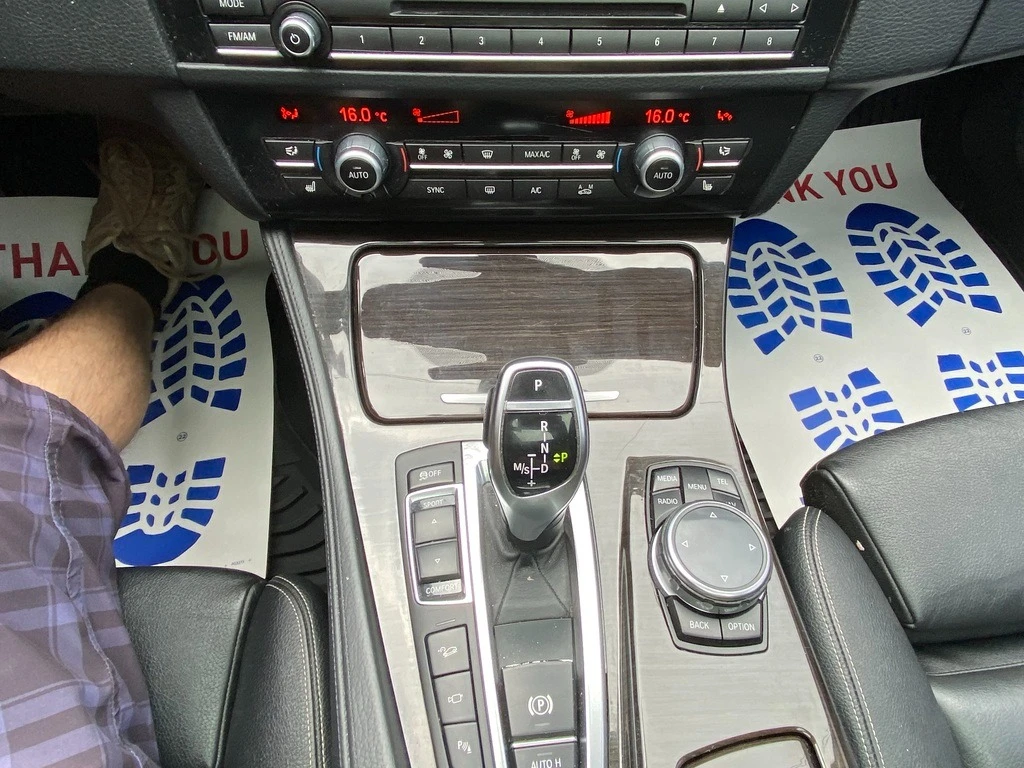 BMW 535 535i xDrive AWD * Carfax* * Клип на двигателя*  - изображение 9