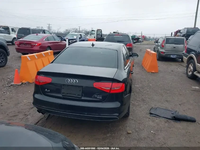 Audi A4 2.0T PREMIUM, снимка 6 - Автомобили и джипове - 53747392