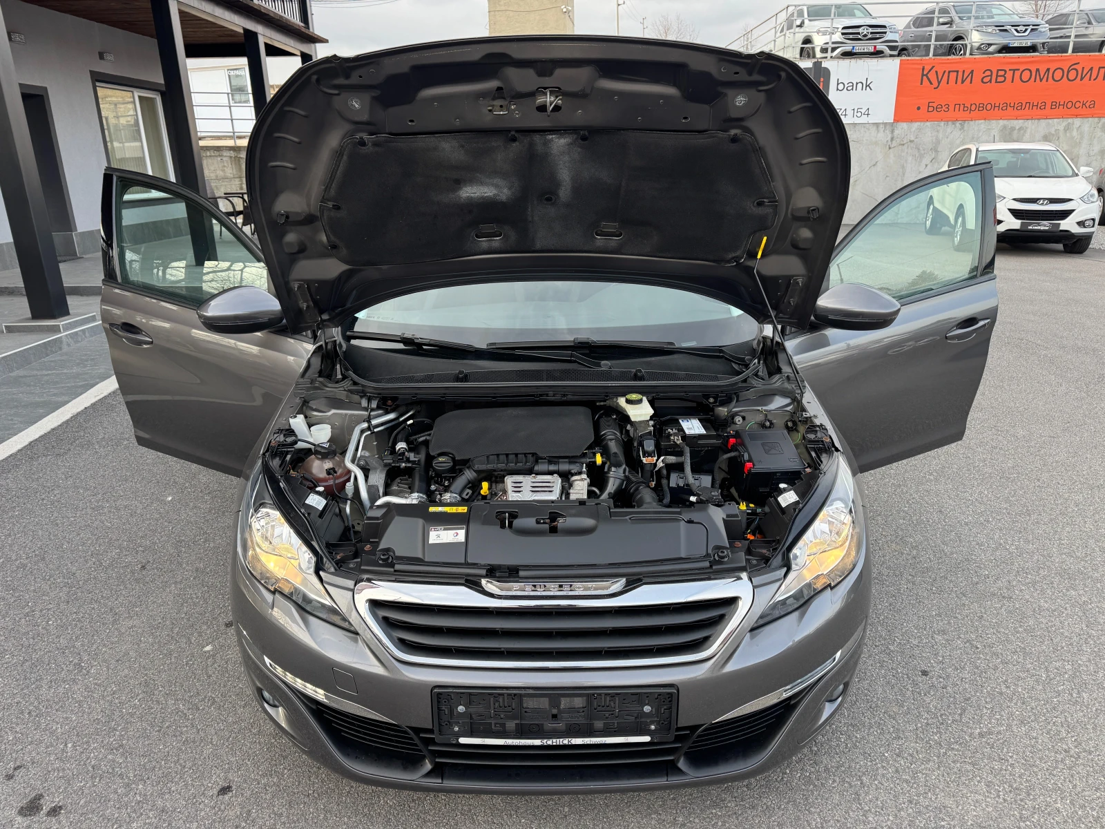 Peugeot 308 1.2I НОВ ВНОС , снимка 13 - Автомобили и джипове - 53895916