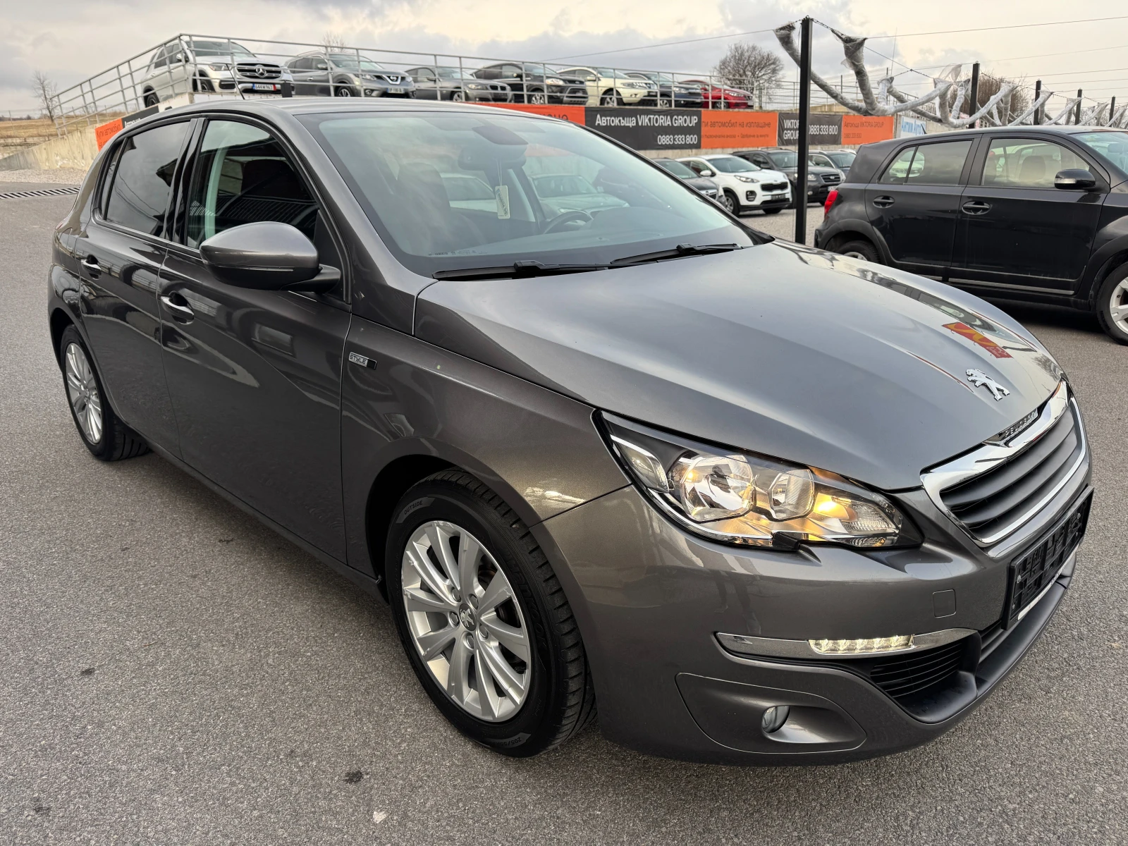 Peugeot 308 1.2I НОВ ВНОС , снимка 3 - Автомобили и джипове - 53895916
