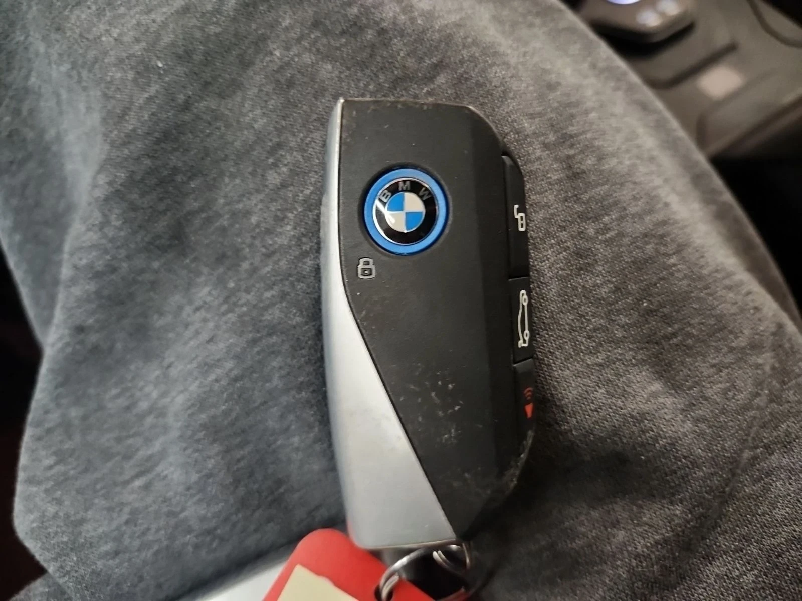 BMW iX Xdrive50* Sky Lounge* Laser* Soft Close* 360* Обду, снимка 14 - Автомобили и джипове - 54204177