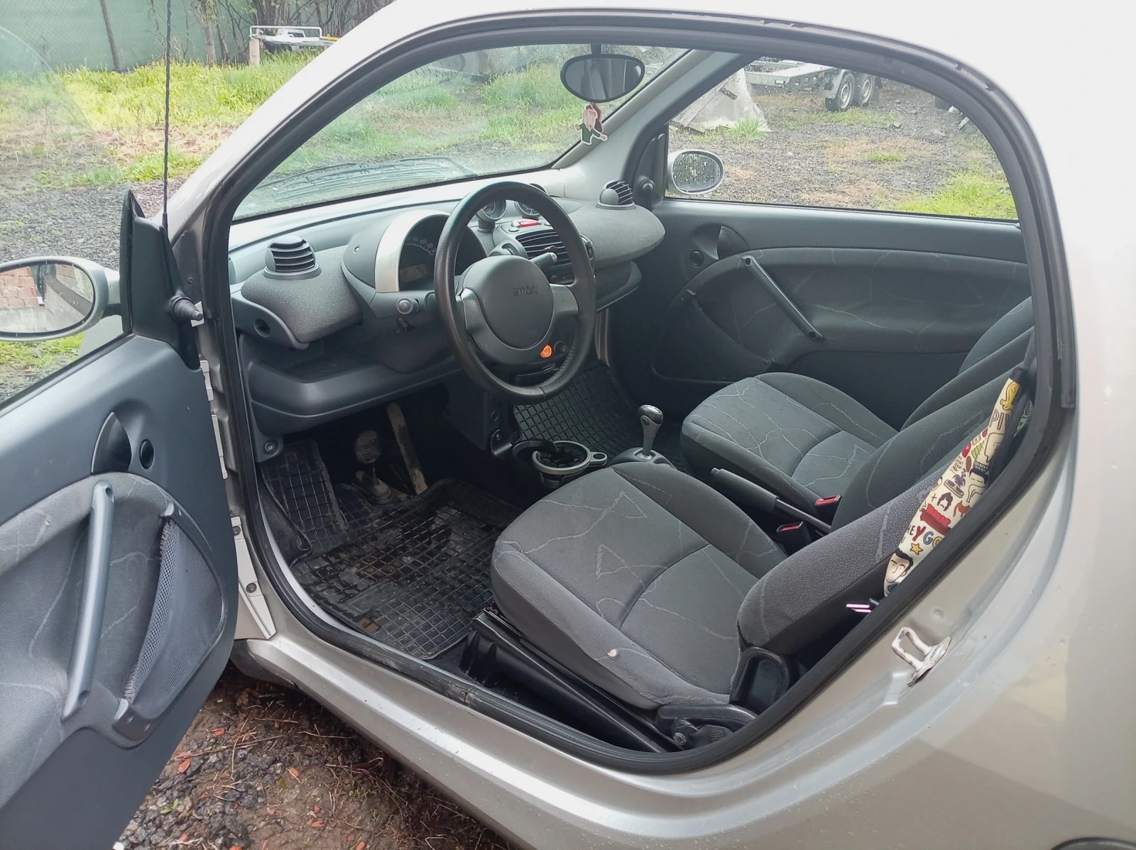 Smart Fortwo, снимка 4 - Автомобили и джипове - 54283659